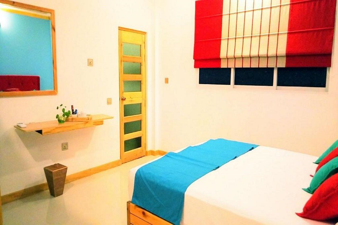 Handhuvaru Villa Boutique Hotel Maafushi Buitenkant foto